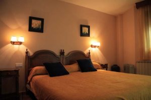 72_Hotel-Patri-Habitacion-de-matrimonio_610