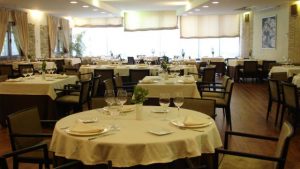 75_Comedor-del-Restaurante-Collados-de-La-Sagra_654